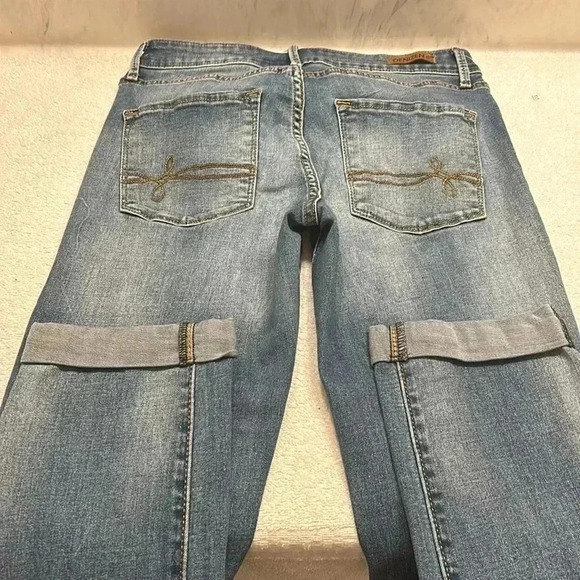 Denizen From Levi’s Modern Slim Cuffed Light Blue Wash Denim Jeans Size 6 - Picture 10 of 10